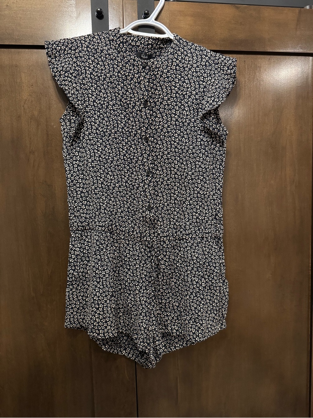 RAILS Romper Womens XS Black Floral Button Up Ellie Flutter Sleeves Pockets